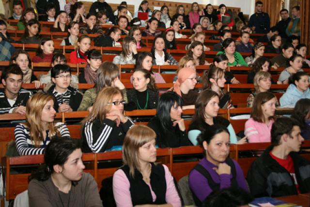 Inspectoratul Școlar Județean Galați - acuzat de discriminare