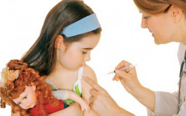 Medicii de familie susţin campania de vaccinare anti-HPV