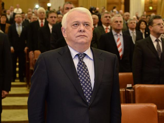 Parlamentul României - desemnat "Persoana Anului 2013" la categoria Crimă Organizată și Corupție
